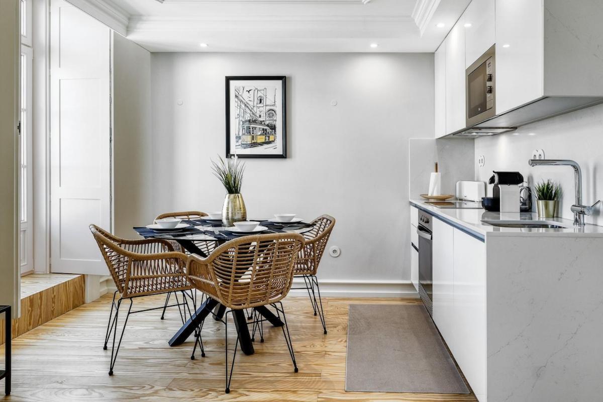 Beautiful 2 Bedroom With Views In Rua Augusta Apartment Lissabon